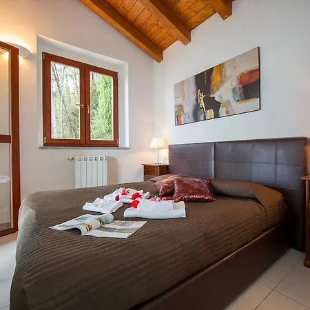 Aquila Holiday home Pianello Del Lario